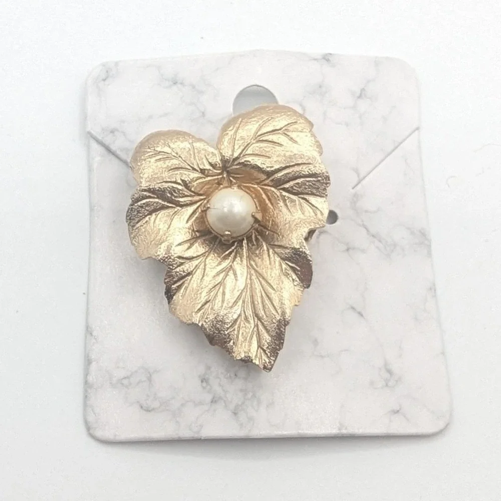Sarah Coventry Vintage Gold Tone Leaf Brooch Faux Pearl Textured Botanical Pin